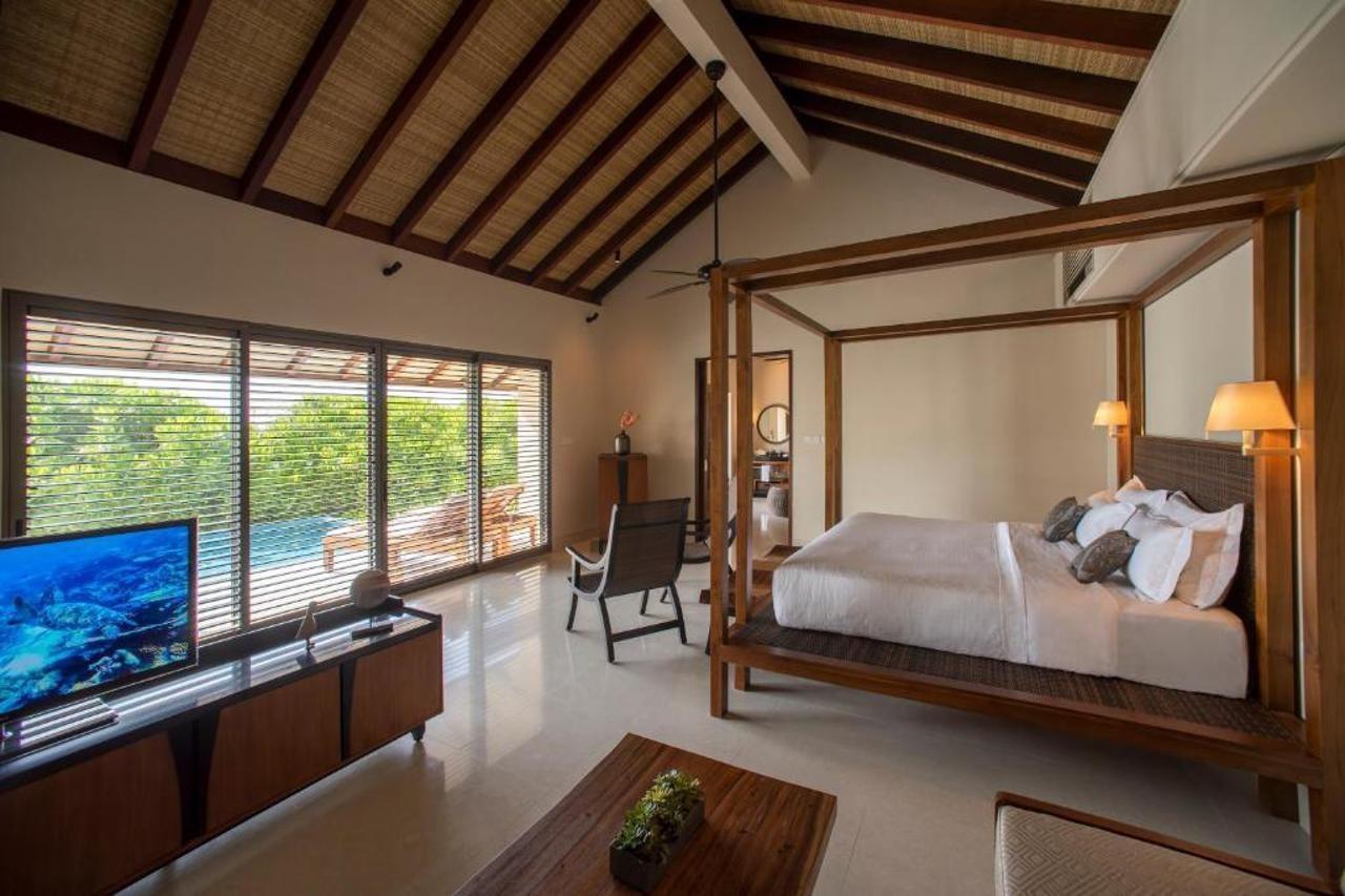 The Maldives At Dhigurah Complex