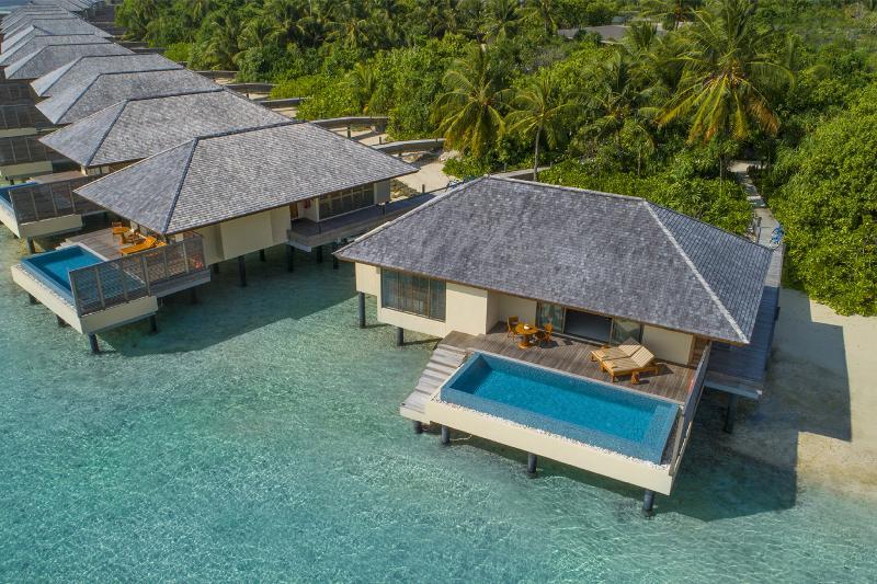 The Maldives At Dhigurah Resort