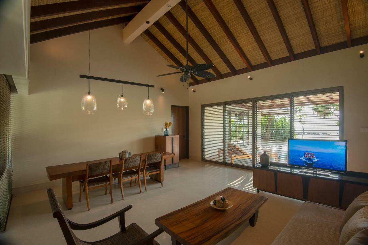 The Maldives At Dhigurah 5*